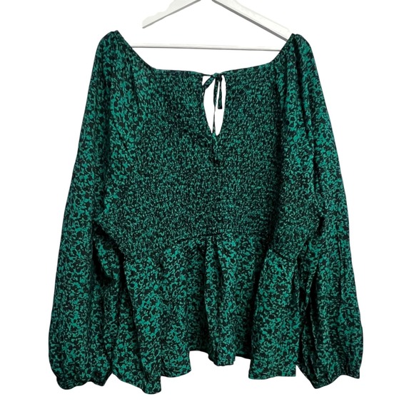 Ava & Viv Top Women's Plus Size 4X Green Black Animal Print‎ Peplum L/S Smocked - Picture 13 of 14